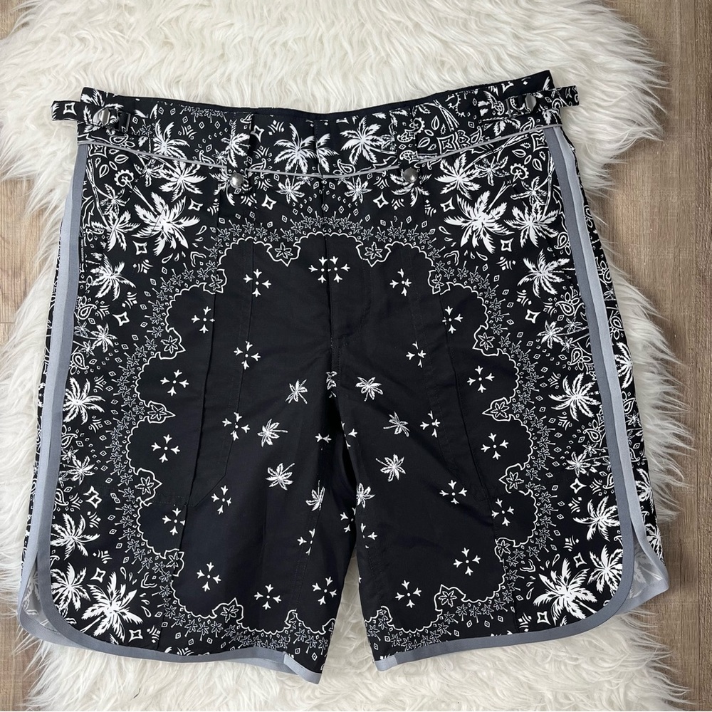 Teddy Vonranson Jimmy Board shorts bandana print